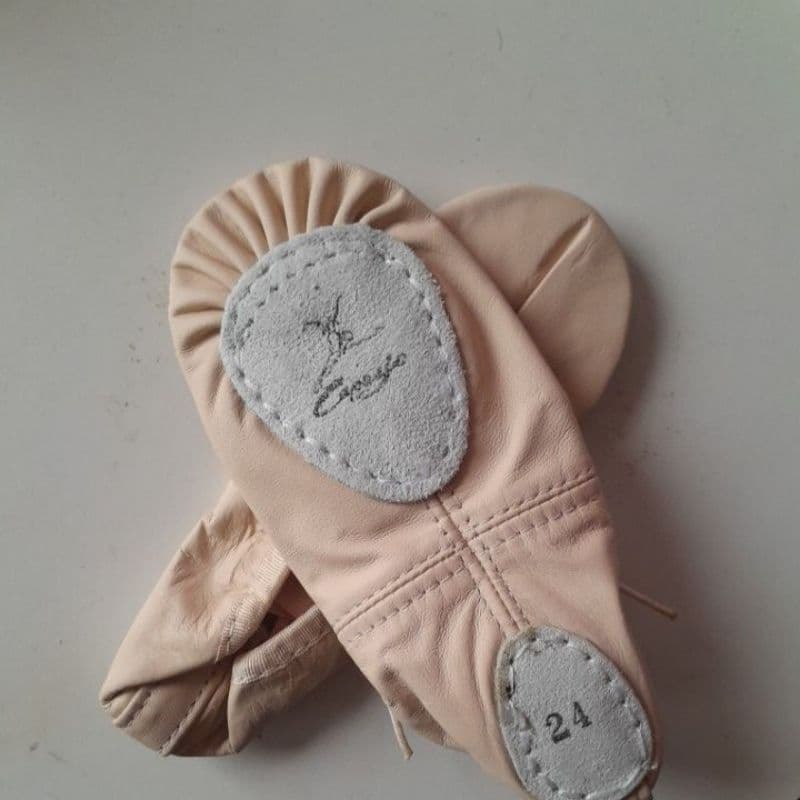Sapatilha Ballet  cor Rosa Pink   Salmão ( marca Capézío ) promoção
