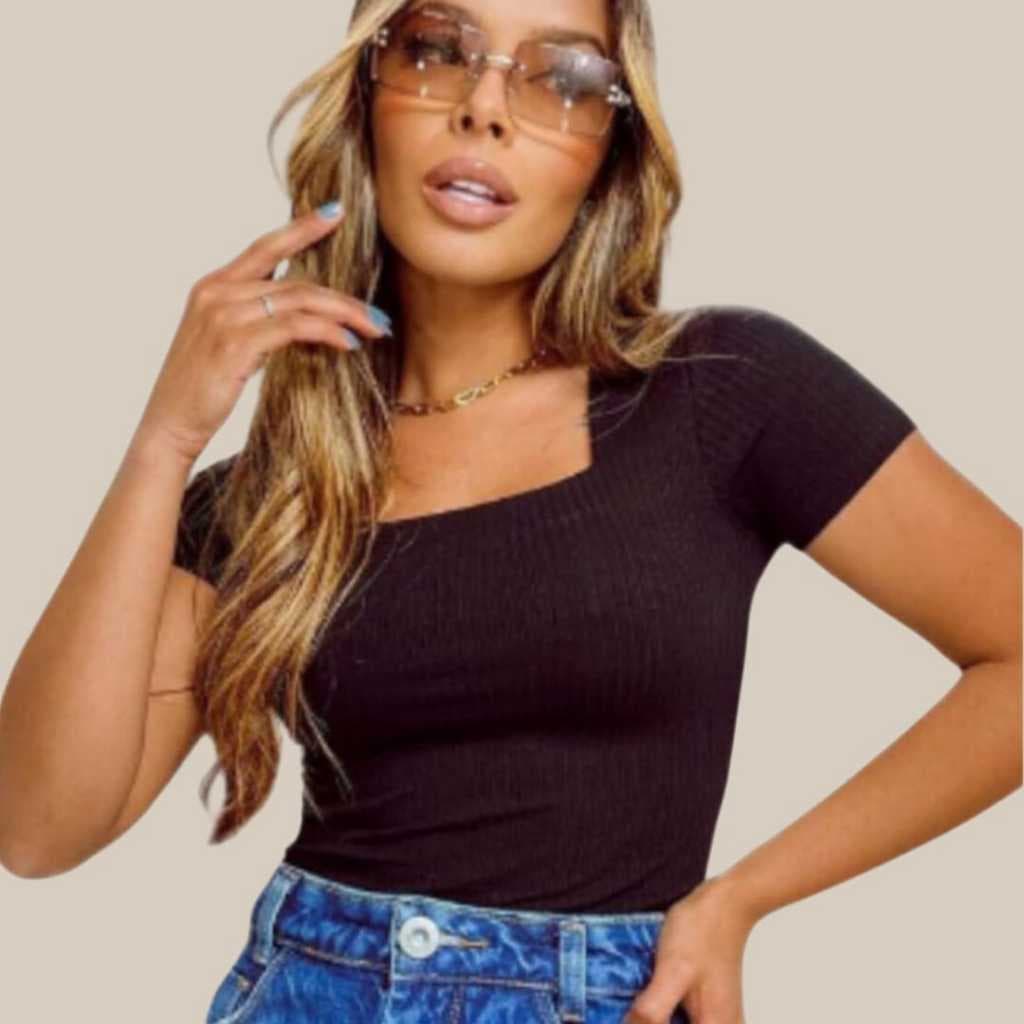 Bllusa Feminina Decote Quadrado Blusinha Canelada Manga Curta Casual Elegante