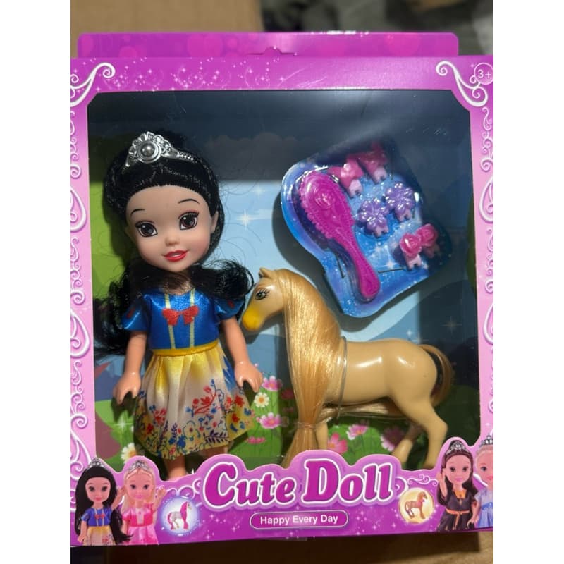 Boneca Cute Doll Princesa com Acessórios e Cavalo melhor presente menina
