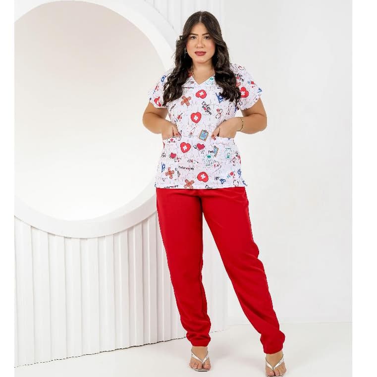 Conjunto cirúrgico Scrub feminino.