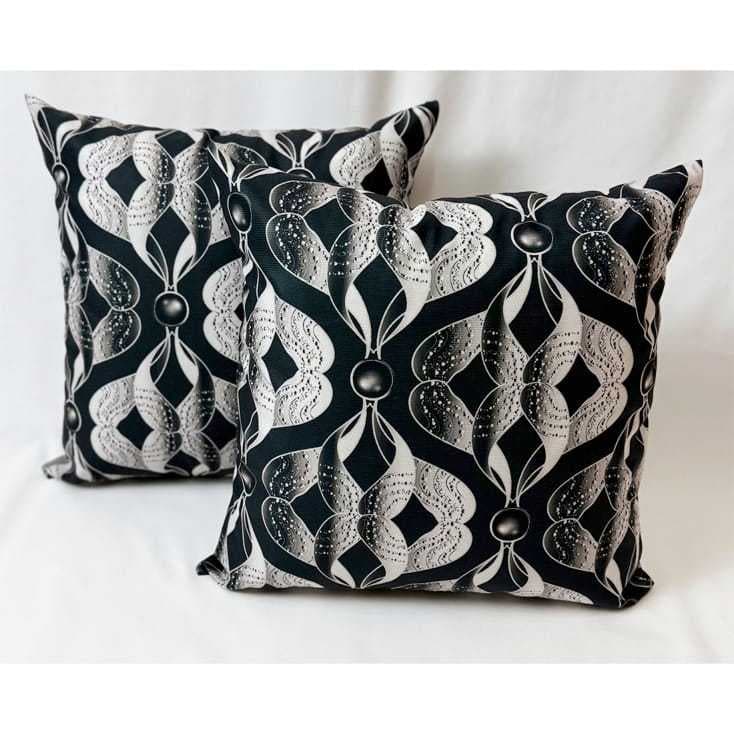 Kit 2 Capas De Almofada Suede Totalmente Estampado 43x43 para decoração de sofá, quarto, sala.