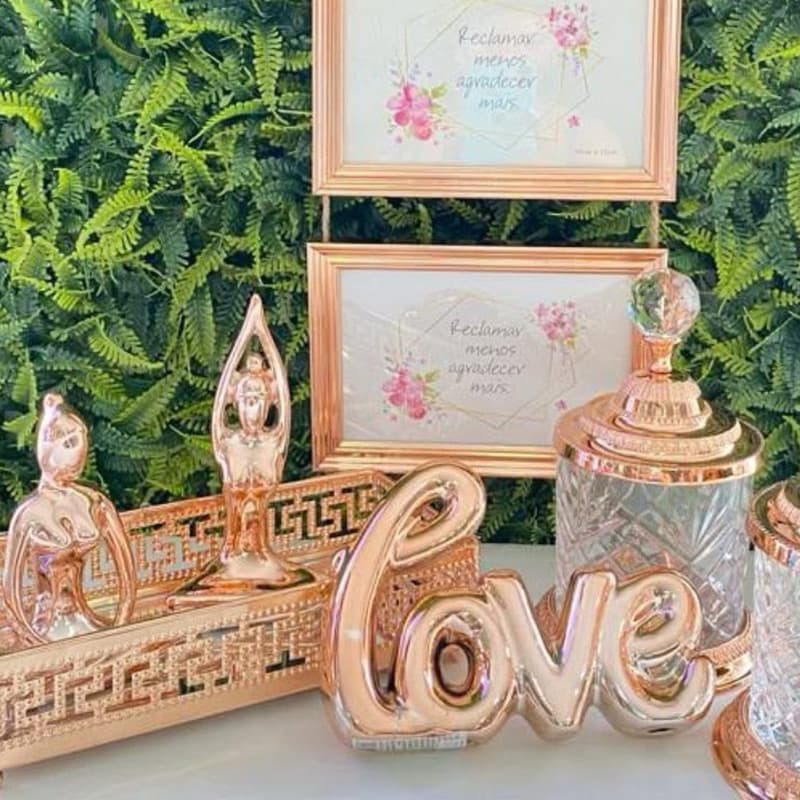 Enfeite Love Rose em Cerâmica Decorativa para Sala de Estar, Mesa ou Prateleira