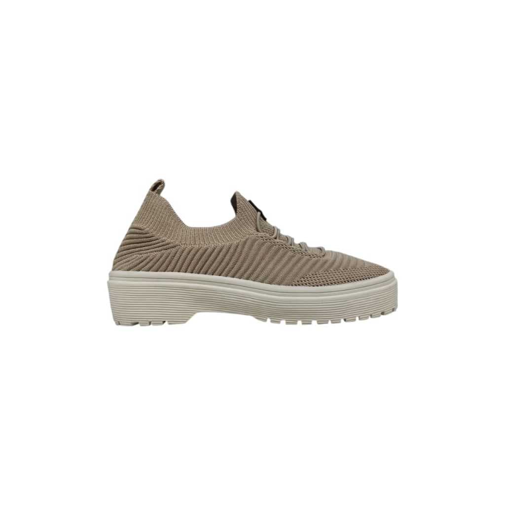 Tênis Feminino Confortável Esportivo Leve Sola Tratorada  Luxo Linha Premium knit Calce fácil Sapato