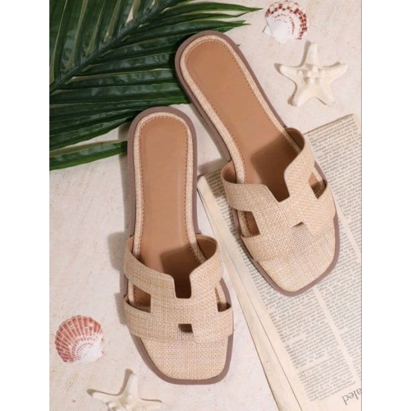 Sandália feminina rasteira / sandália plana / rasteirinha / sandália H - elegante cor palha Tamanho: BR 36 US 7.5