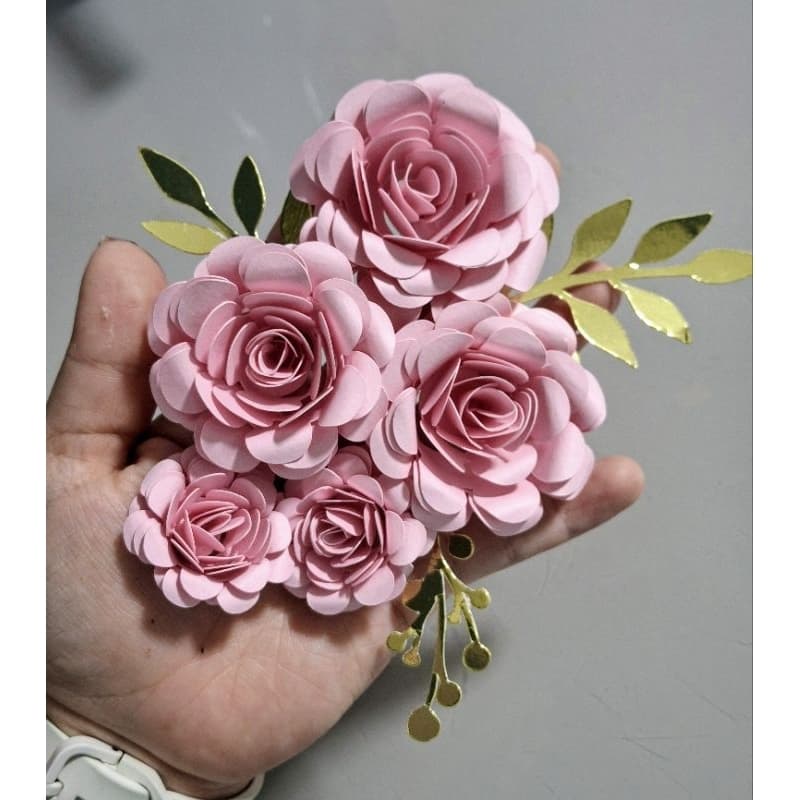 Kit com Flores de Papel Artesanais - flores em papel para decoração e topo de bolo