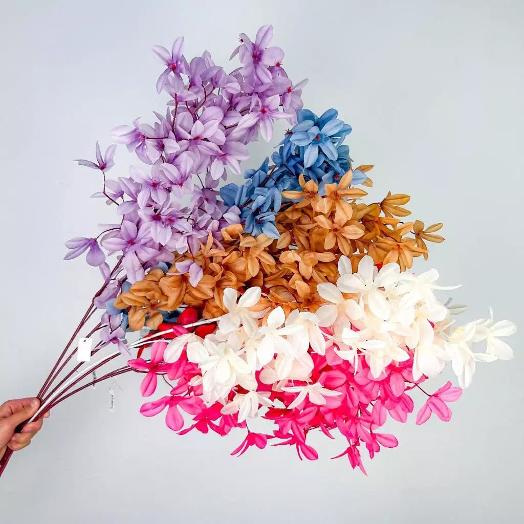 Grande Flor de Plumeria Artificial com 90 cm para Decoração, Arranjos e Jardim Vertical - BH802484