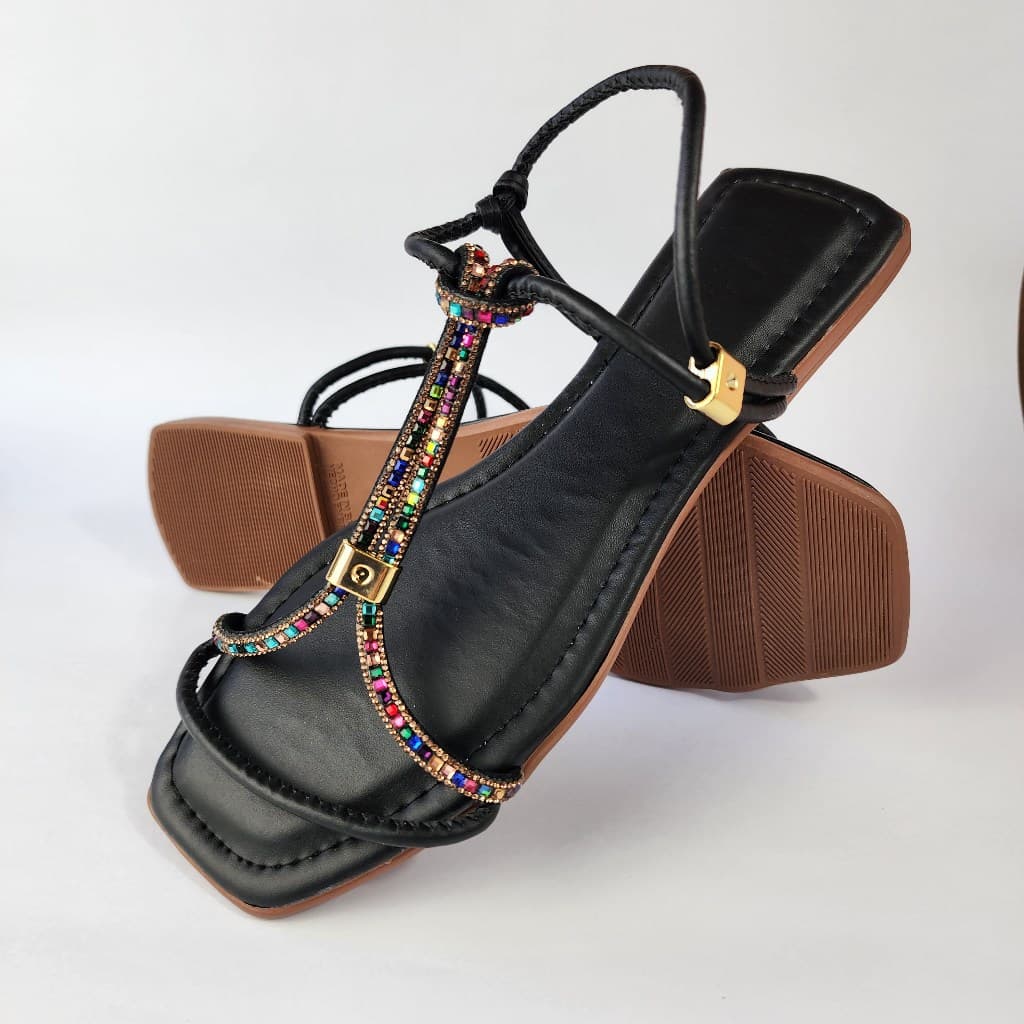 Sandália Feminina Rasteira Tiras Finas Pedraria Colorida Strass Luxo Confortável Estilo Casual e Elegante C/ Regulagem