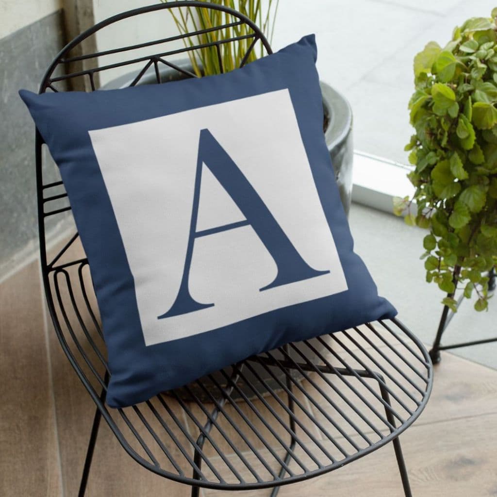 Capa de Almofada Com Inicial Para Quarto de Casal Ou Sofa Capas De Almofadas Decorativa