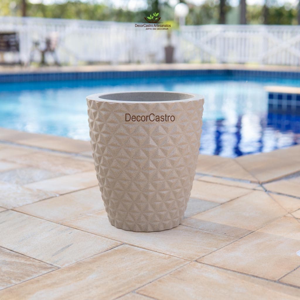 Vaso para Plantas Coluna Diamante 3D P em Polietileno Decorativo Jardim Moderno