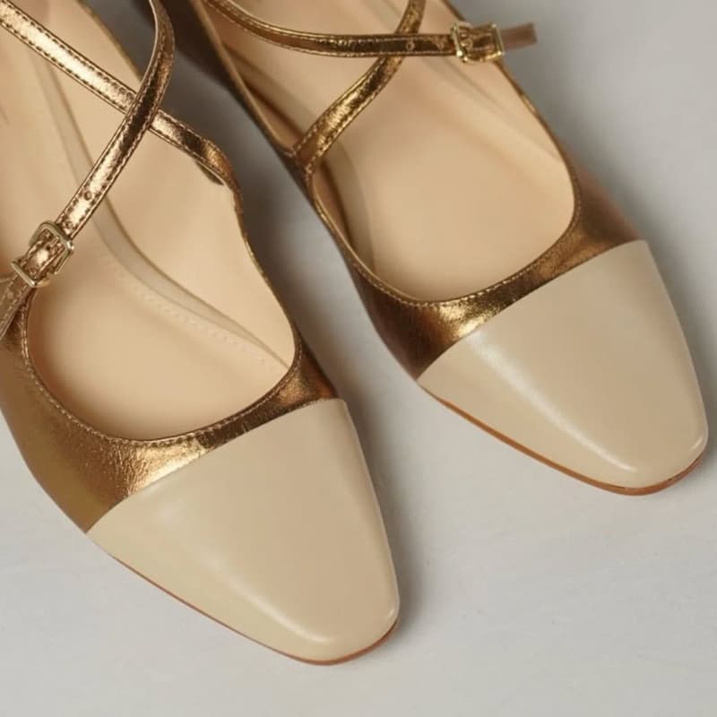 Scarpin Bico Quadrado Bronze Metalizado Transpasse - Salto Bloquinho 2,00cm /Salto baixo/Linha luxo/Salto bb confortável