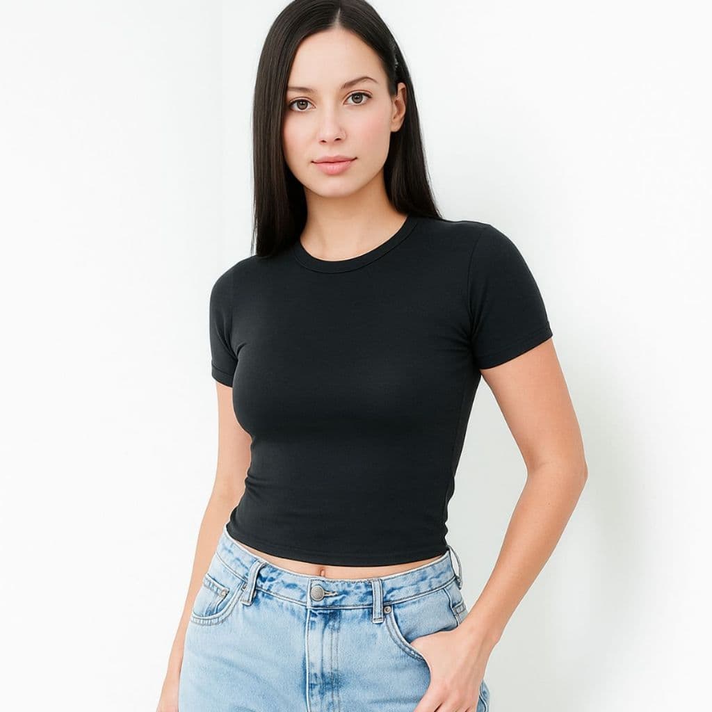 Baby Tee Feminina - Blusa Slim Fit Manga Curta Blusa de Compressão - Várias Cores Entrega Rapida