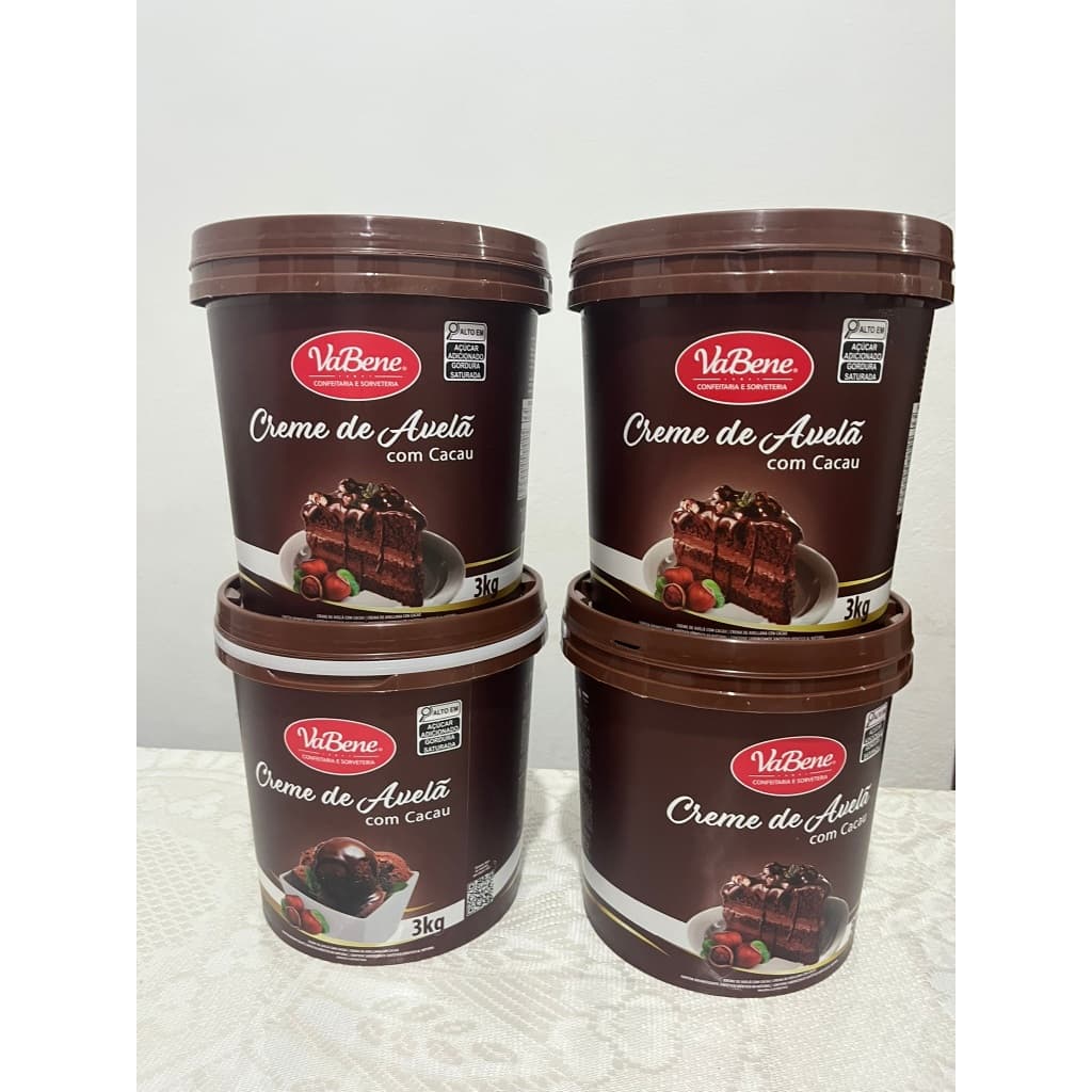 Kit com 4 baldes de 3 kgs cada Creme de Avelã Vabene