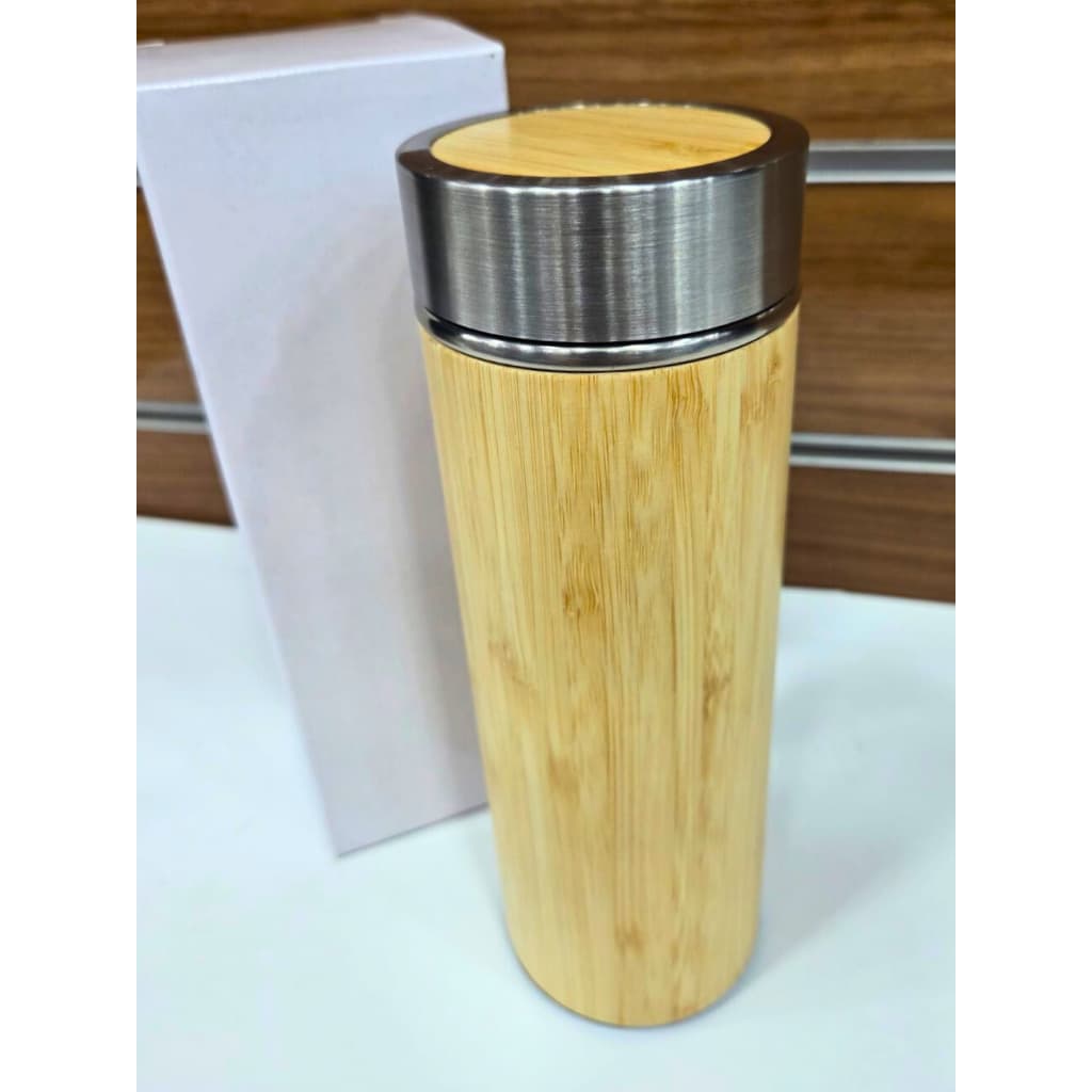 🌿 Garrafa térmica 450ml em bambu 🌡️ Elegância, sustentabilidade e praticidade no seu dia a dia!