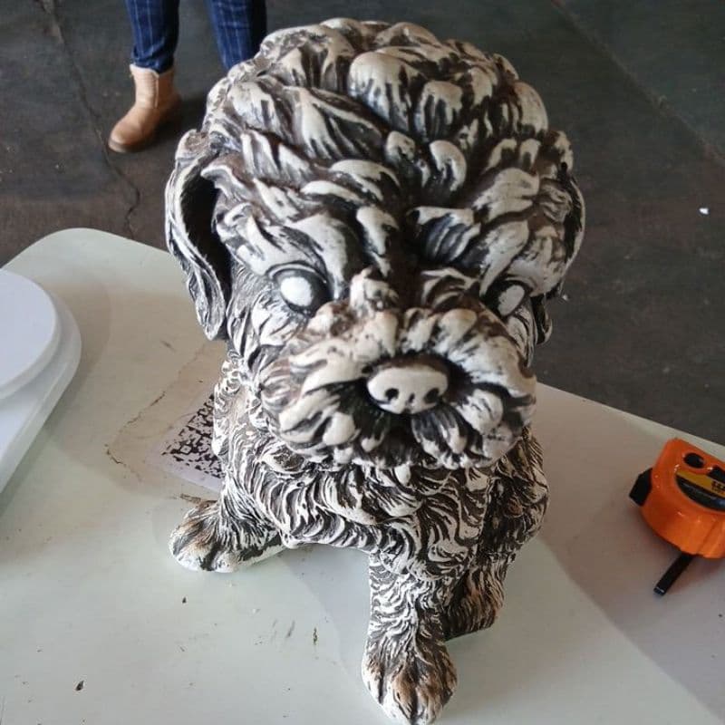 Cachorro em gesso 30 centímetros