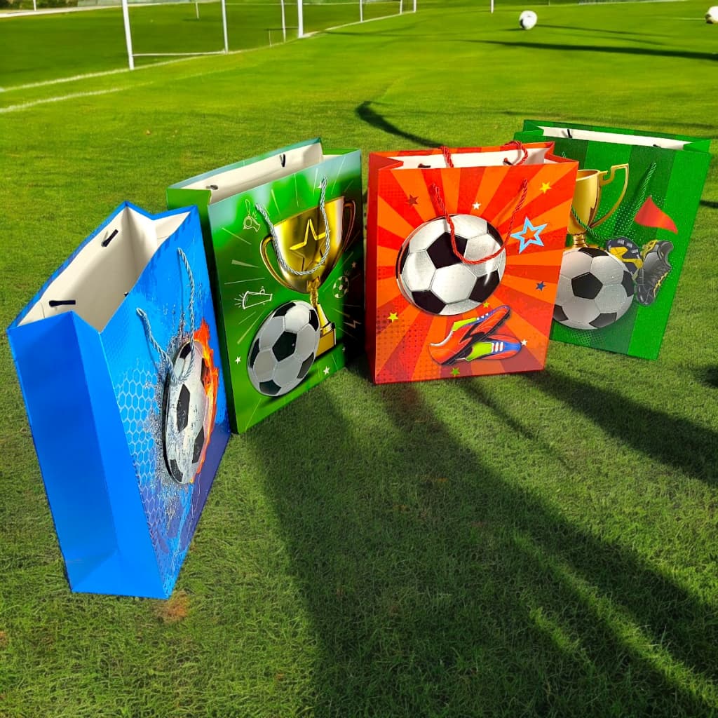 Sacola de Presente Temática 3D Futebol com Bola e Chuteira – Papel Rígido com Glitter – 32x26x10 cm