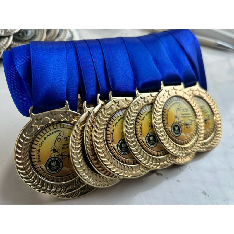 medalha personalizada kit com até 60 und