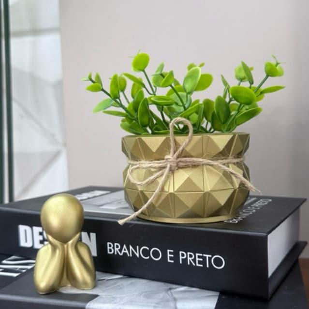 Kit Cute moderno decorativo, vasinho 3D com plantinha attificial + baby pensador