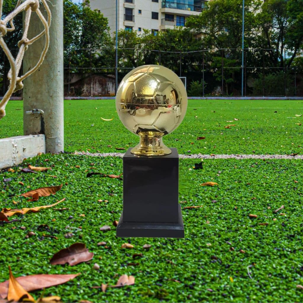 Troféu Artilheiro Goleador Bola Futebol Campeão 18 Cm Vitoria