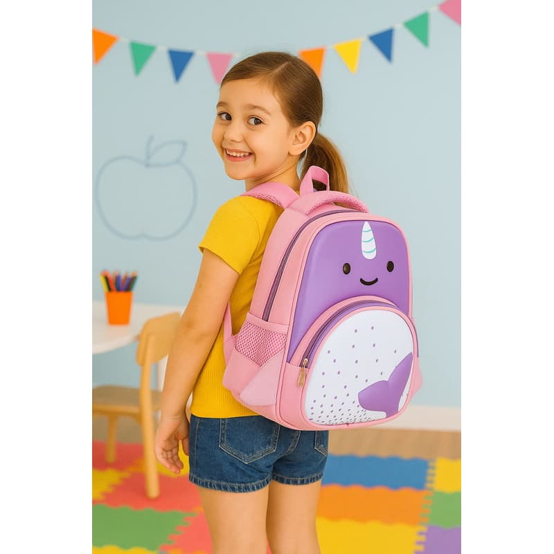 Mochila Infantil passeio e pré escola Foca, sintético, semi impermeável resistente. Dimensões: 32cmx 27cmx 12cm