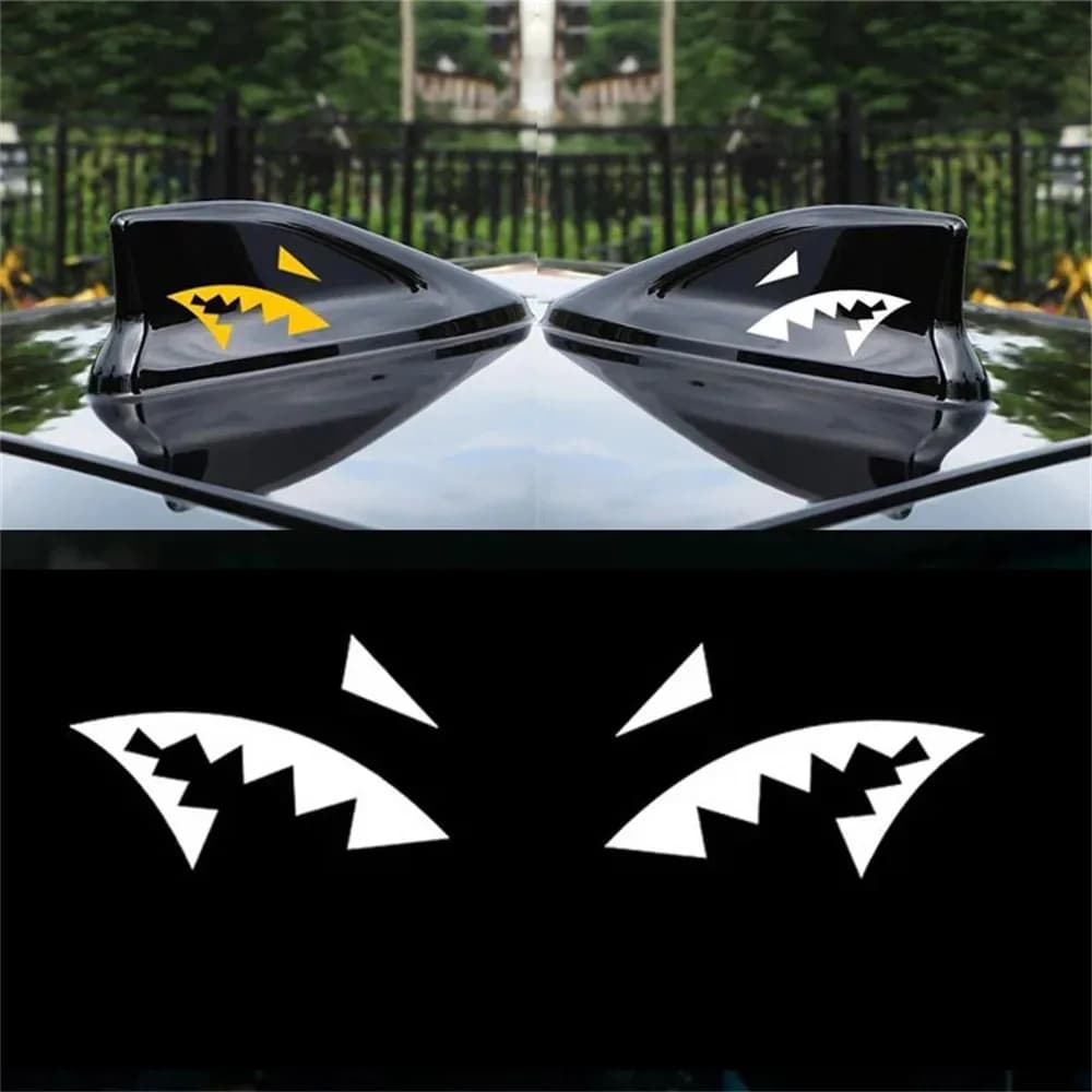 Adesivo Tubarão Olhos Monstro para Retrovisor Shark Fin – Estilo Agressivo para Seu Carro!