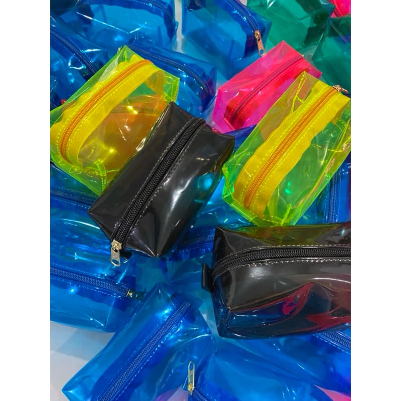 kit com 15 unidades de Necessaire Box cristal neon, Medindo 13x7x6 CM, lindas cores alegres para seu kit festa!!!