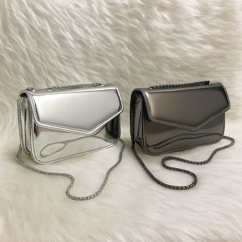 KIT 2 bolsa Lancamento Mini Bag De Festa Metalizada Espelhada Porta Celular Porta Moeda Com Corrente