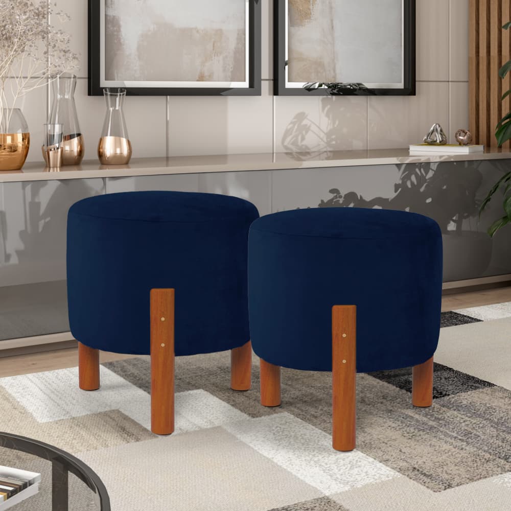 Kit 2 Puff Zeus Decorativo com Pés de Madeira em Suede Banqueta Pequena Moderna para Sala Quarto