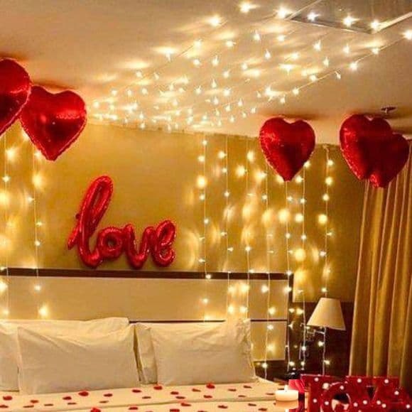 Kit Romantico 100 Pétolas+3 corações 45cm + 6 Velas Rechaud + Balão Love+10 balões coração latex
