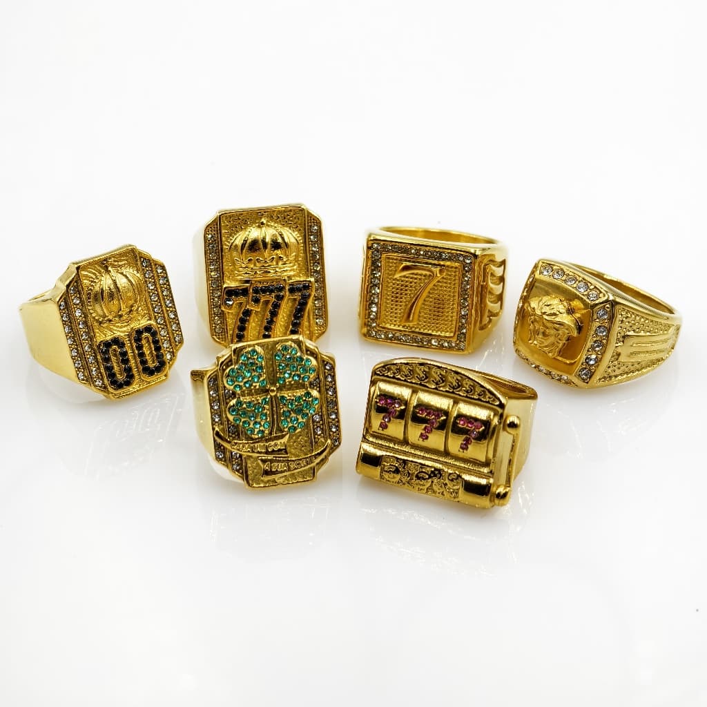 Aneis De Masculino Moeda inox Cravejado aliança de Sorte Anel 777 Cor Ouro 18k Punk Presente