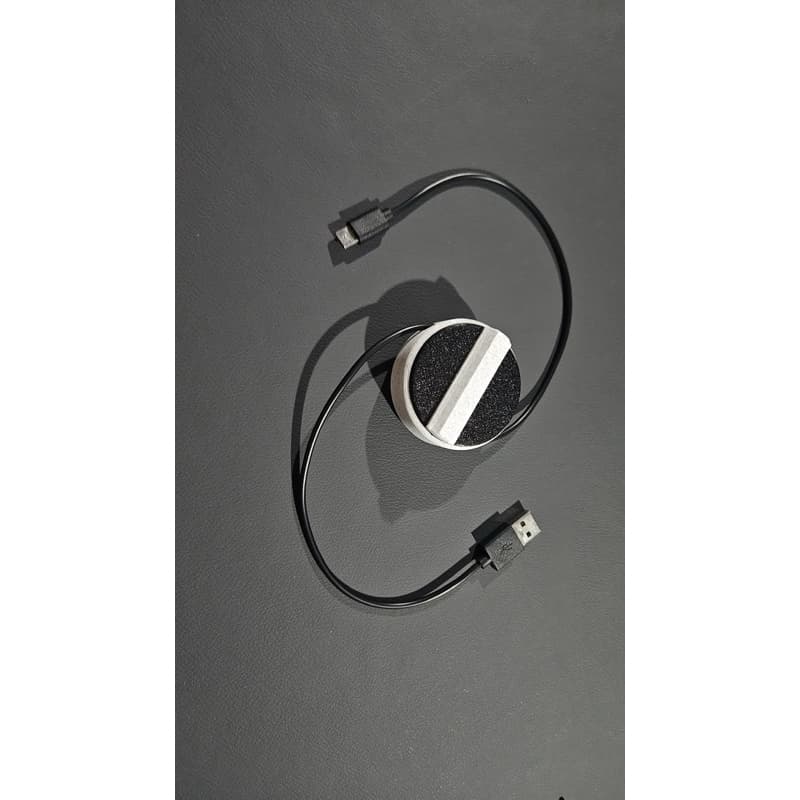 Organizador de Cabo USB Retrátil Redondo – Gire para Guardar! Compacto e Prático