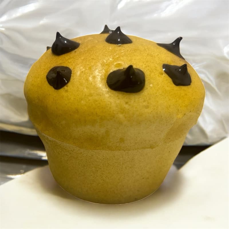 1 bolinho artificial Muffins gotas de chocolate para decoração natal