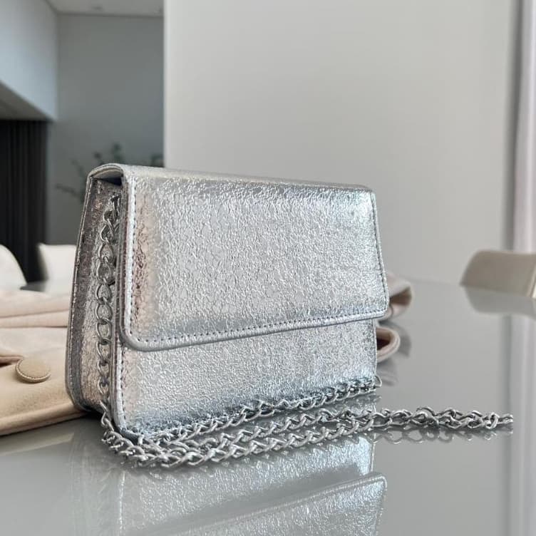 Bolsa Feminina Metalizada Festa Luxo Preta/ Prata/Dourada Elegante