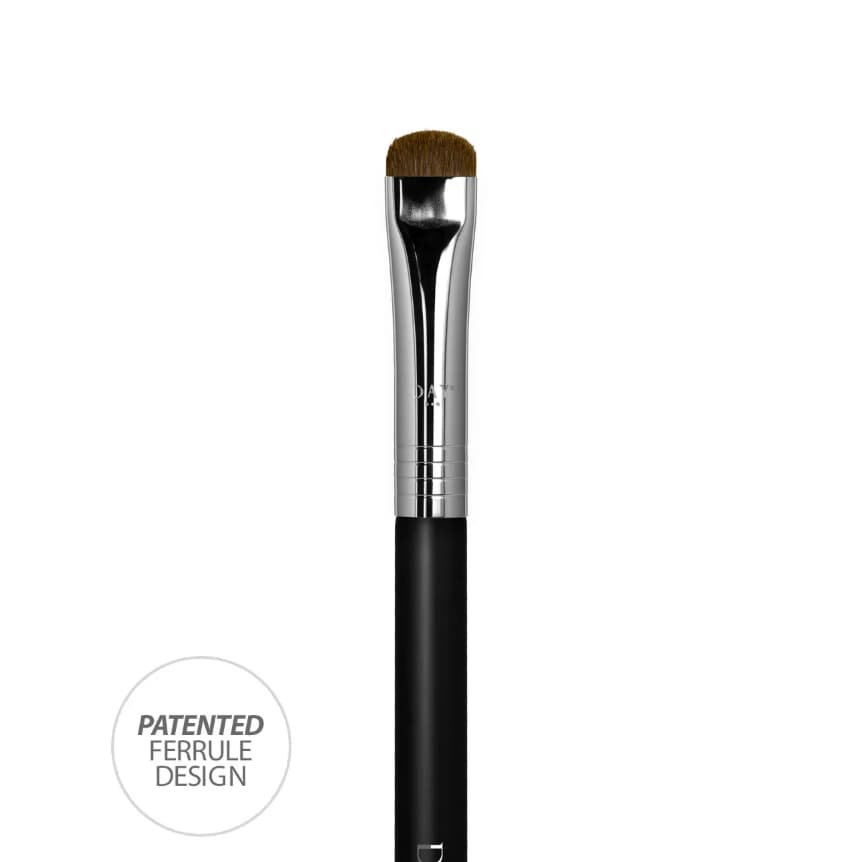 Pincel O114 Chato Curto  - iluminador e esfumar linha dágua - Daymakeup