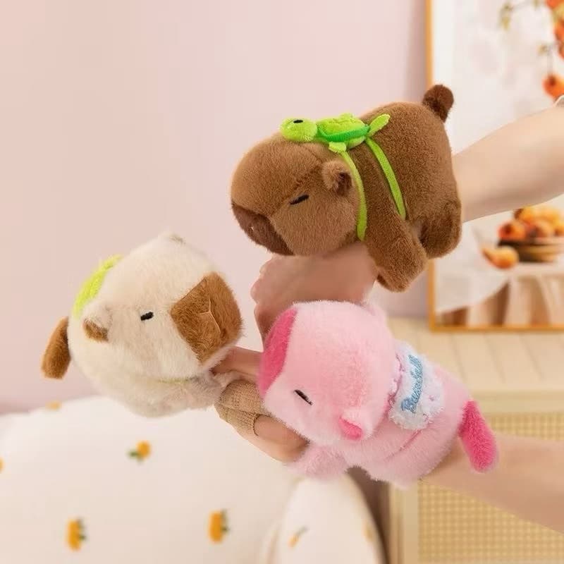Pulseira Capivara Capybara Pelúcia  Kawaii Plush Abanar o rabo