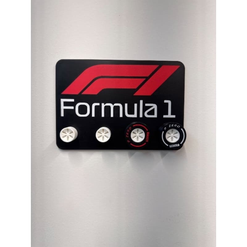 Suporte de Chaves Fórmula 1 com Pneus Chaveiros – 4 Vagas, 17,5x12cm | Decoração Automobilismo