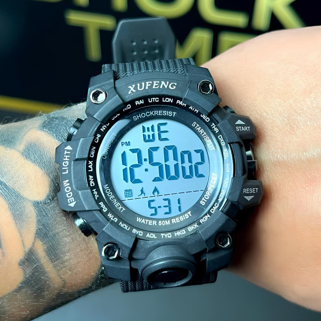 Relógio Masculino Original Digital Esportivo Shock Militar Resistente à Água 50M Alarme Cronômetro Luz Noturna Funções