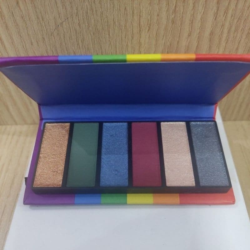 Paleta de sombras com 6 cores