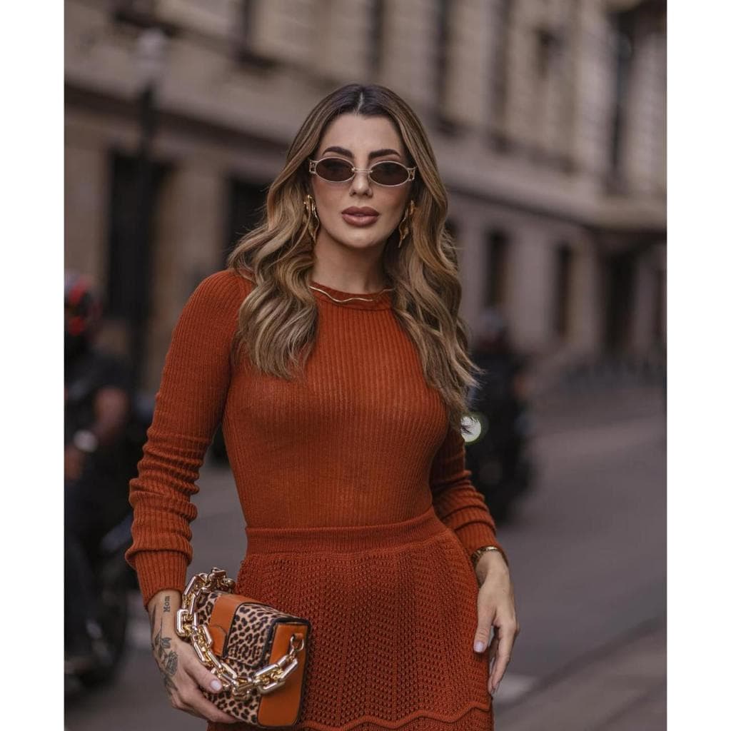 Blusa Cacharrel Canelada básica tricot gola alta