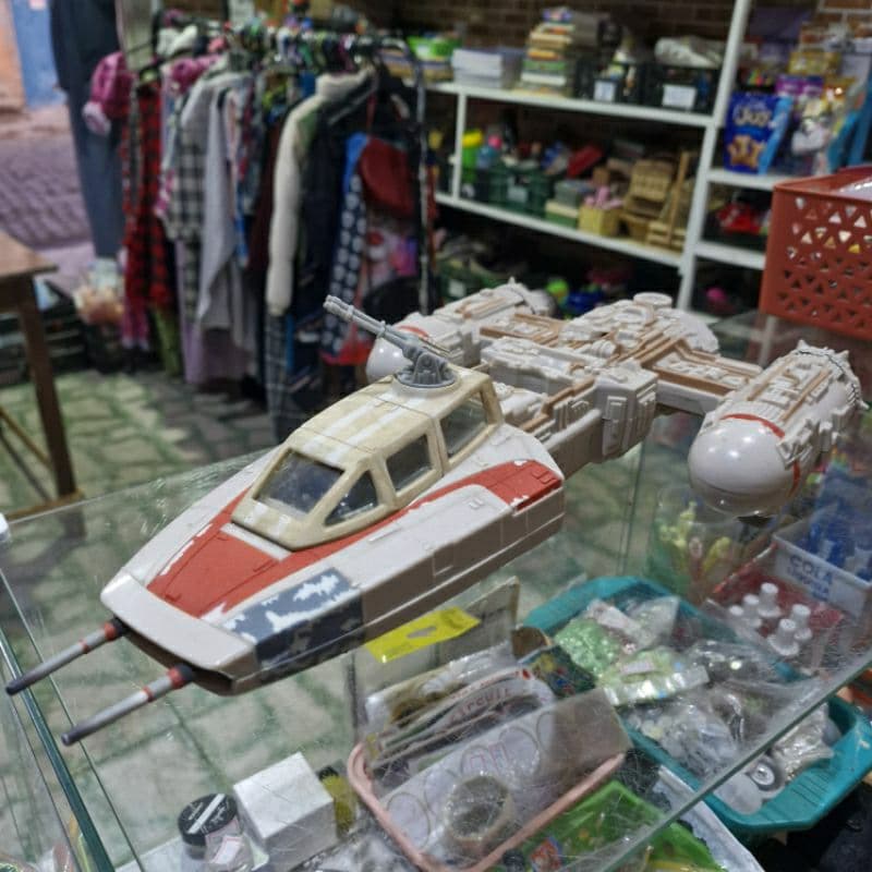Antigo 1999 (Hasbro) * Incompleto Star Wars Y-Wing Bombardeiro Navio de Caça Vermelho