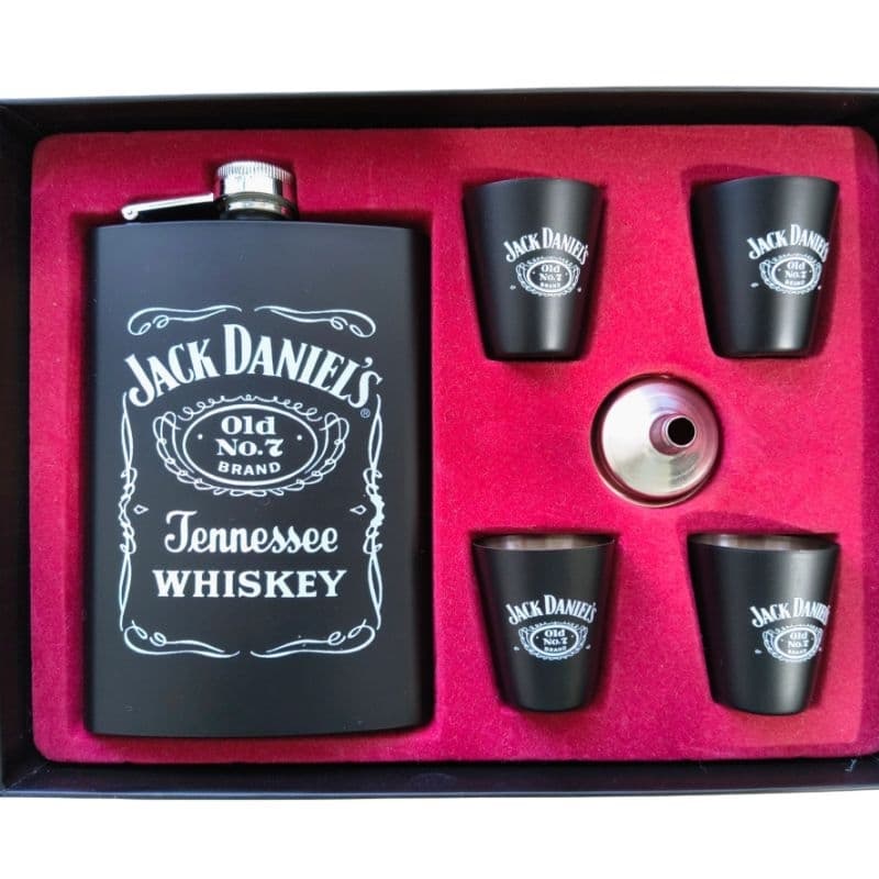 Kit Cantil Wiskeira Com 4 Copos E Funil Portátil Preto com Detalhes Branco
