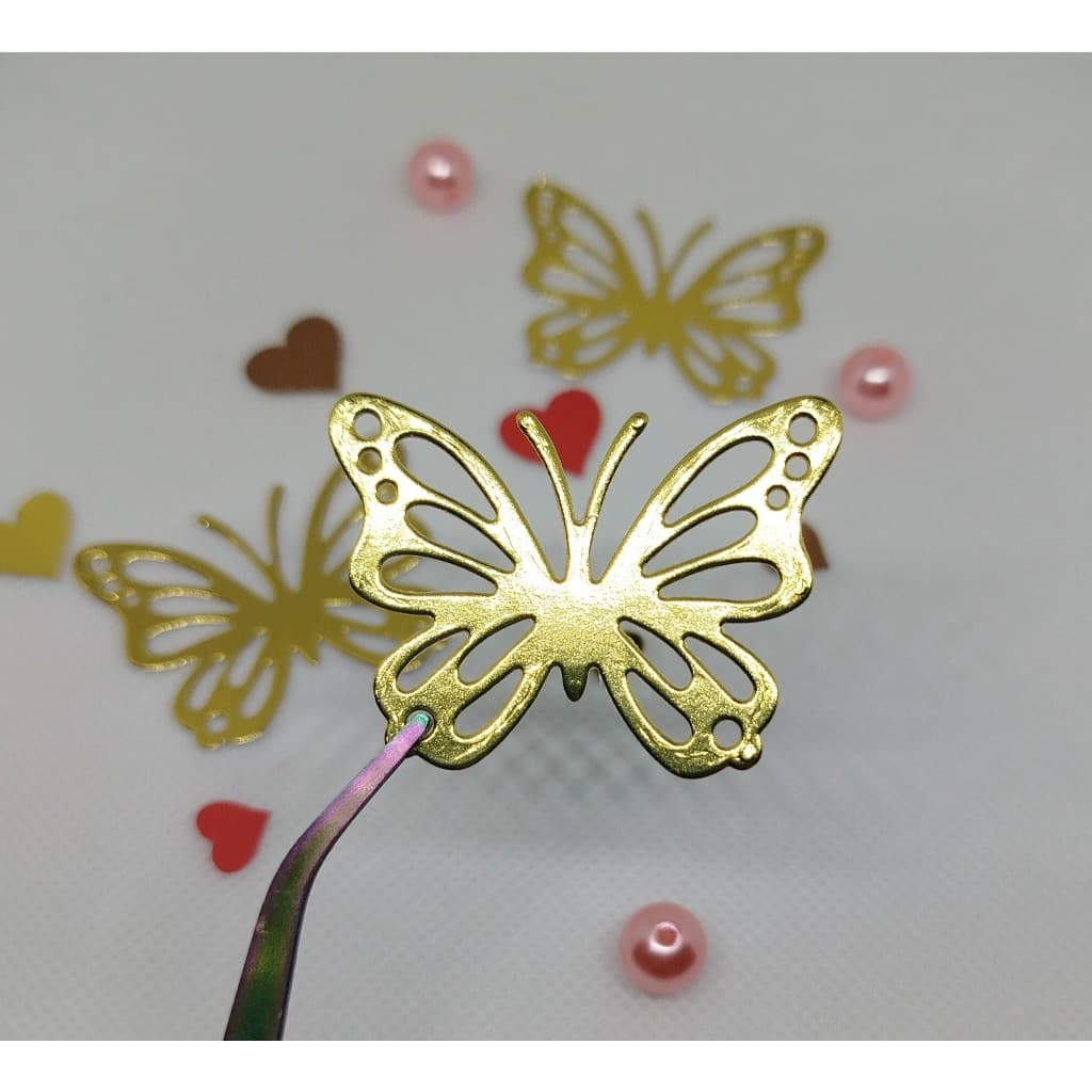 Aplique Borboleta Decorativa Vazada em Lamicote Dourado - ENVIO IMEDIATO