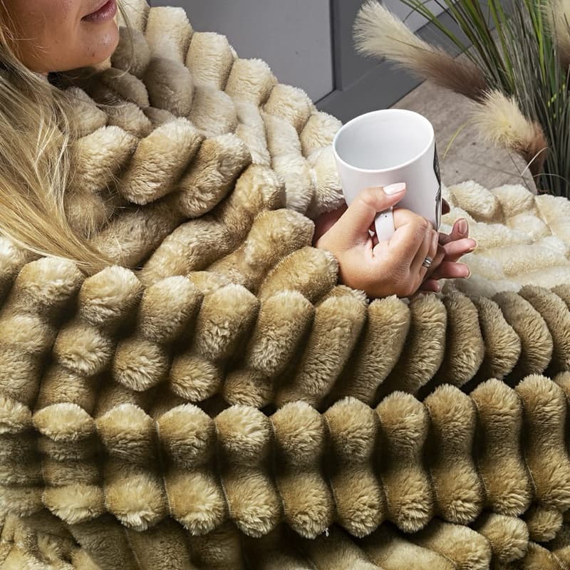 COBERTOR QUEEN FLUFFY ULTRASOFT DEGRADE
