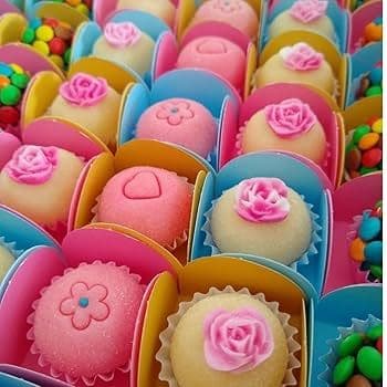 Forminhas para Doces Docinhos Porta Forminha 4 Pétalas Brigadeiro Festa Aniversário