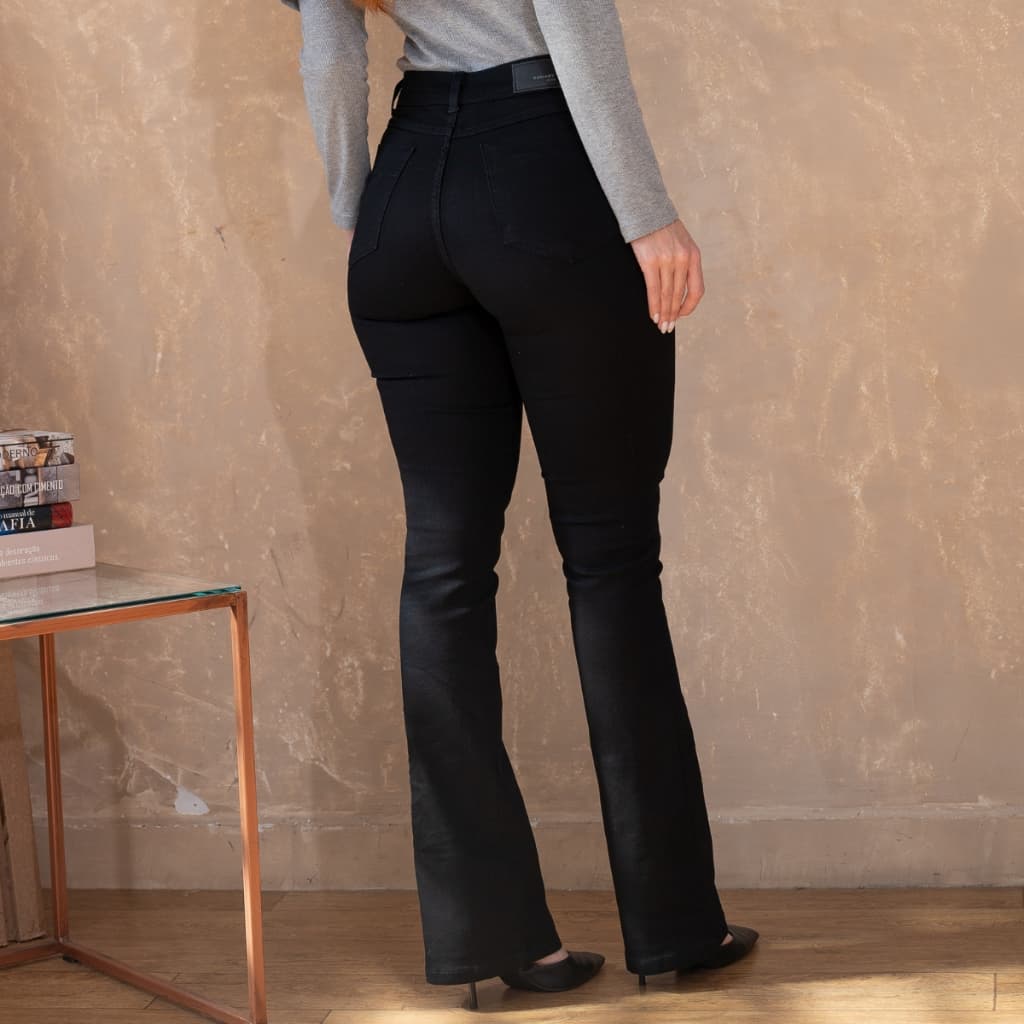 Calça Jeans Feminina Sawary Preta Cintura Alta Bootcut Flare Boca de Sino Original Elastano Lycra