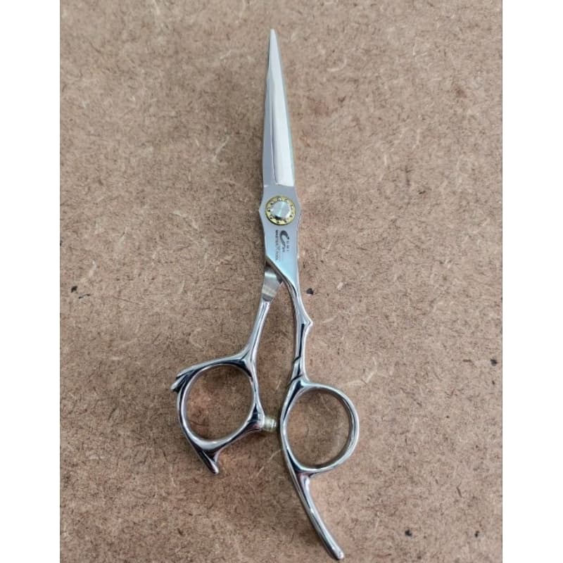 Tesoura de Corte 6.0 Umi Prata Aço 440 Profissional