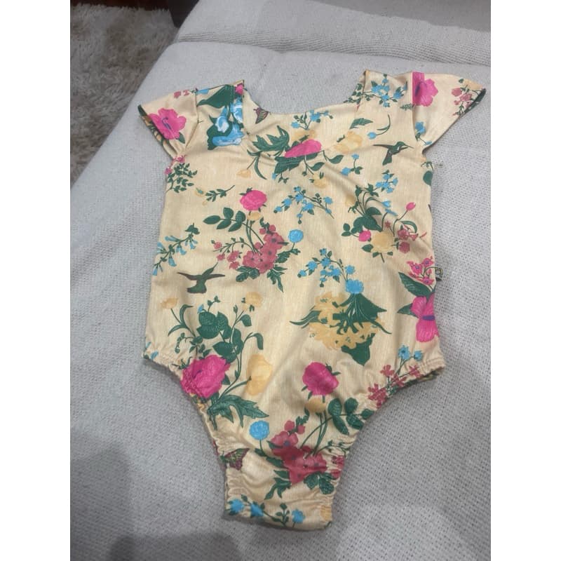 Body novo  tamanho 8  Novo bem alegre