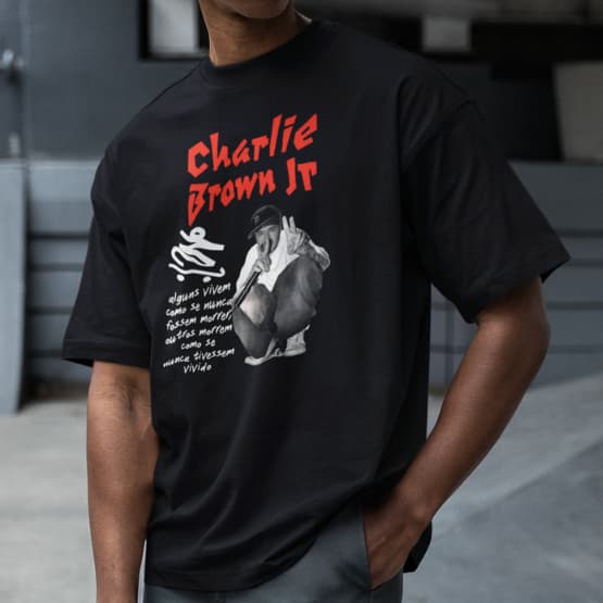 Camiseta Charlie Brown Jr Chorão Cantor Famoso Hip-Hop Oversized Cores