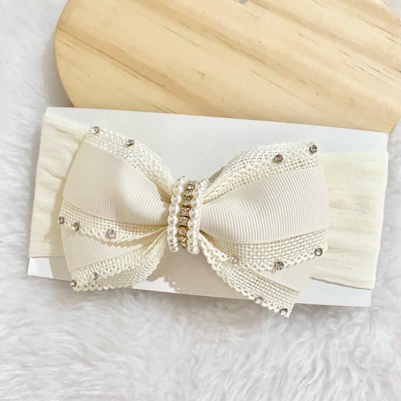 Laço para cabelo infantil renda brilho pérola strass delicado