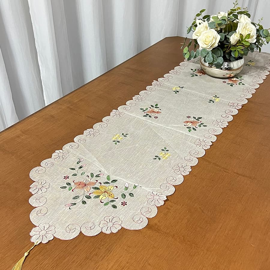 Caminho Trilho de Mesa Bordado Organza 1,80m Mesa Posta Decoração Casa Cozinha