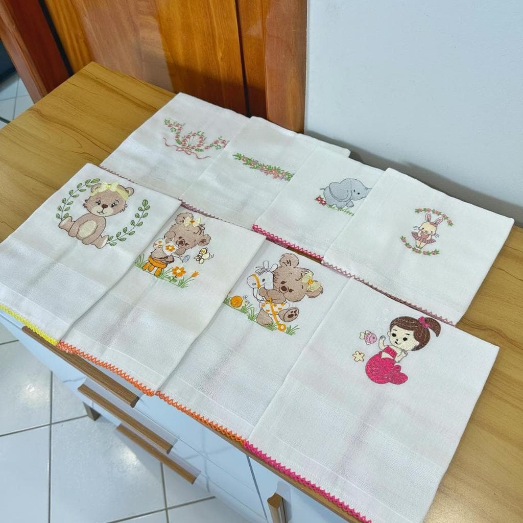 Fralda de boca UNITÁRIA peça única menina - Pano de boquinha babete - Escolha seu bordado